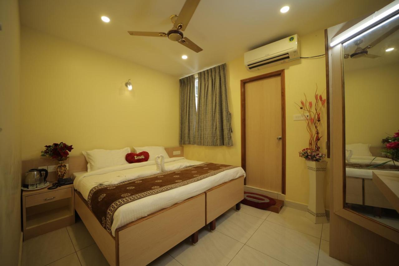 Nadanam Inn Пондичерри Экстерьер фото